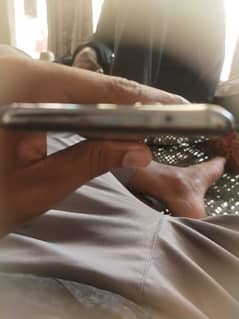 oppo F 17pro 8/128 all ok koi msla ni hai only charger hai sath