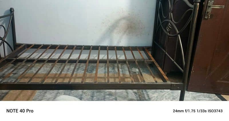 Iron Singel Bed With Matres 1