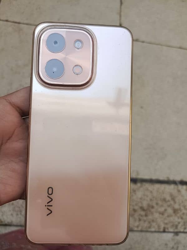 Vivo y28 1