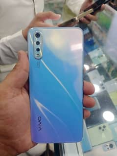 VIVO S1  Original 4 +128 With Box & Charger.  Exchange Possible