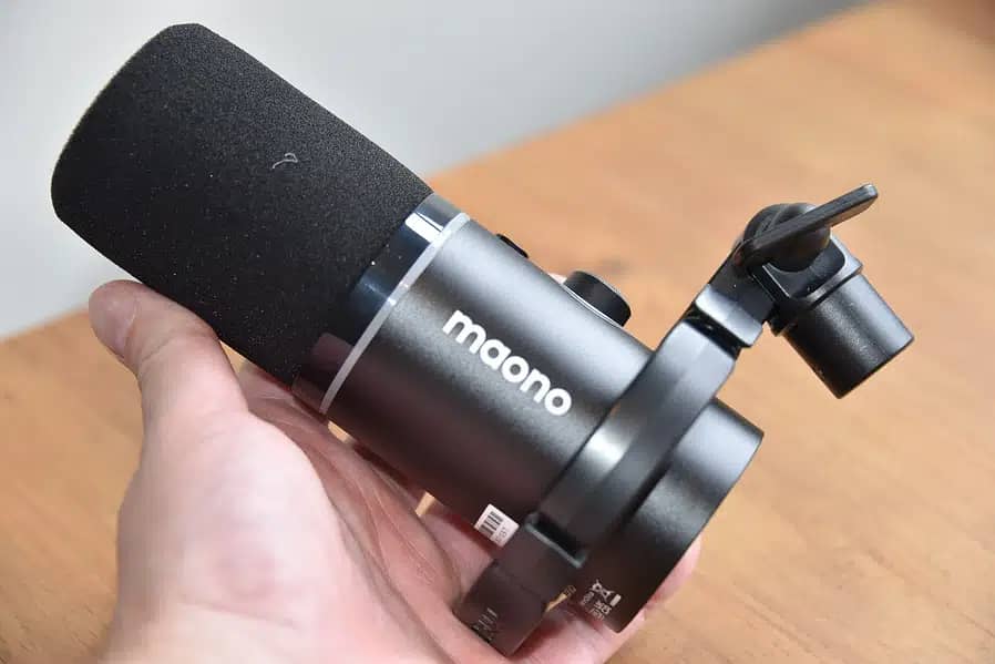 MAONO pd200x dynamic Podcast Microphone, professional voicce over Mic 3