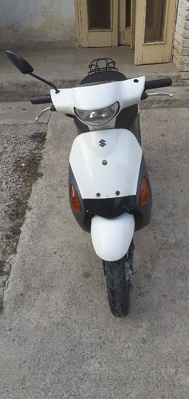 Suzuki 49 cc 4 stroke  Japanese petrol  Scooty 2