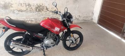 Yamaha ybr125G Red colour. 0