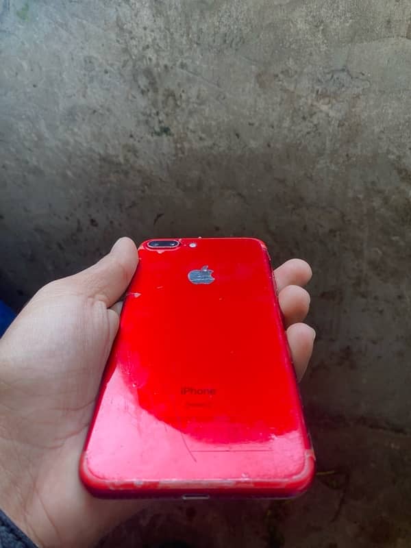 i phone 7 plus 128 condition 10/8Officail pta daba and orignel charger 1