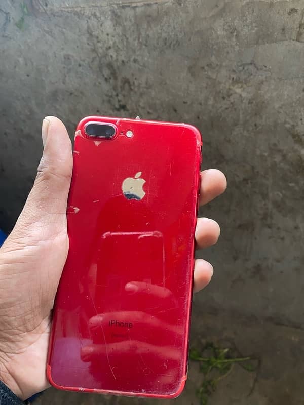 i phone 7 plus 128 condition 10/8Officail pta daba and orignel charger 4