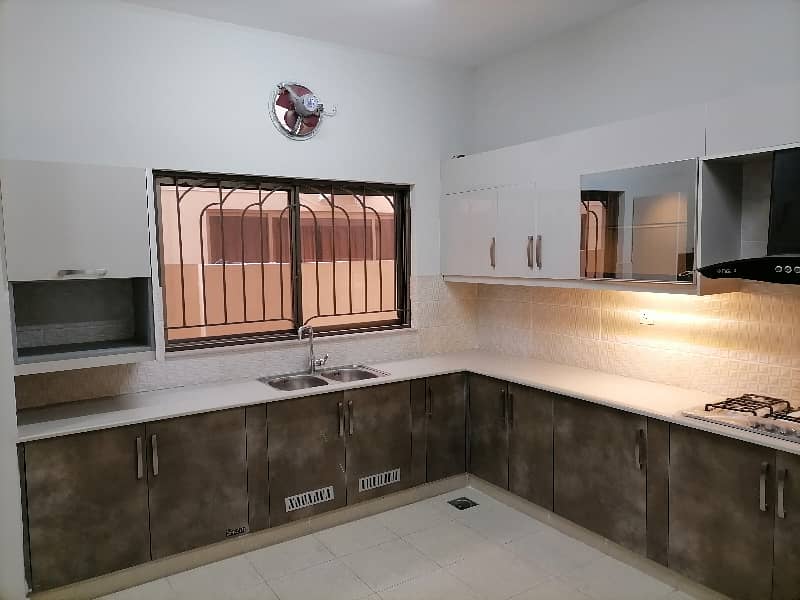 Affordable House For sale In Askari 10 - Sector E 5