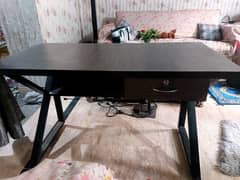 Gaming table