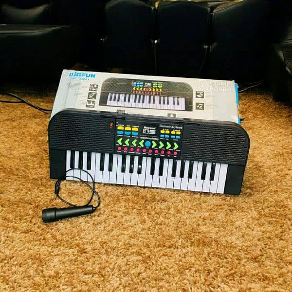 kid's Keyboard piano toy with Microphone (03145156658) 1