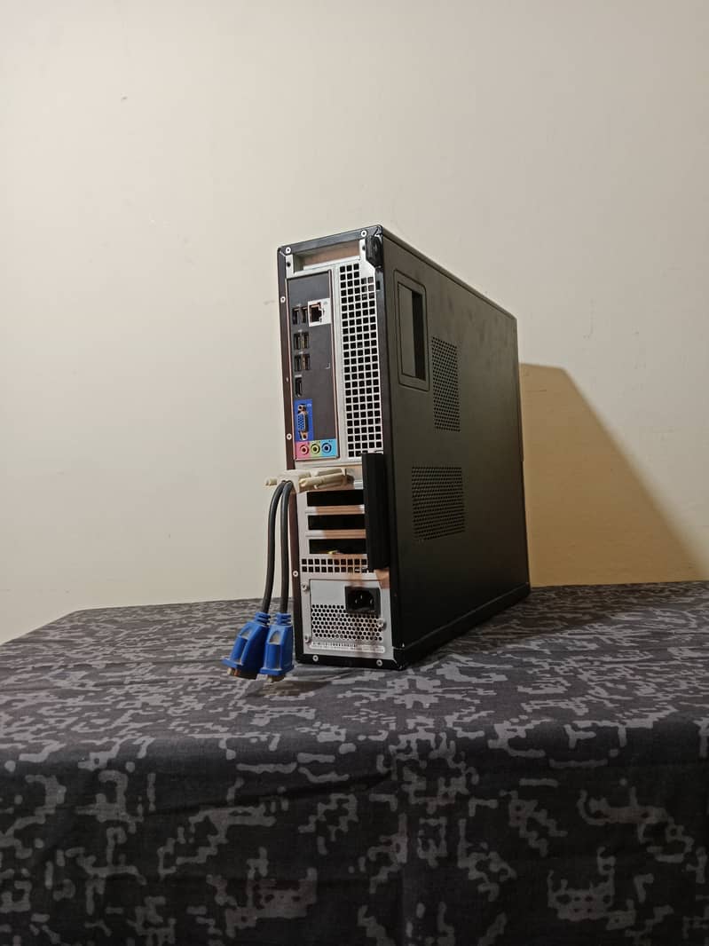 Complete Pc with all aceesory read description 1