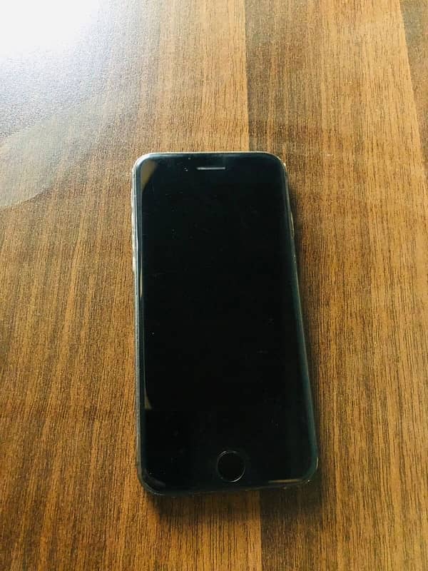 iphone 8  64 Gb 3