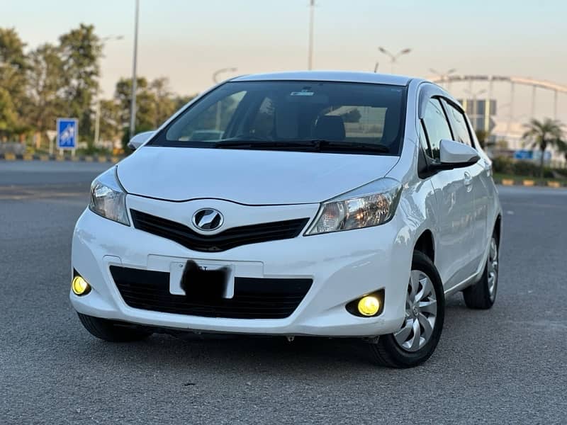 Toyota Vitz 2012 1