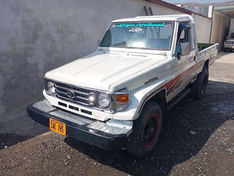 Toyota Land Cruiser 1987 5