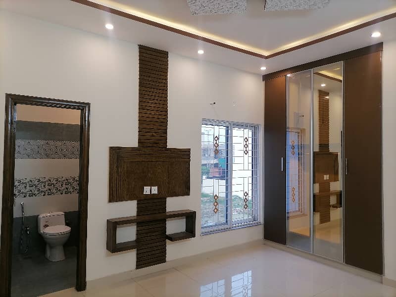 Good 10 Marla House For rent In Punjab University Society Phase 2 1