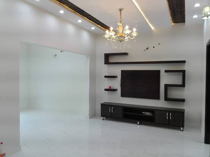 Punjab University Society Phase 2 House For rent Sized 7 Marla 1