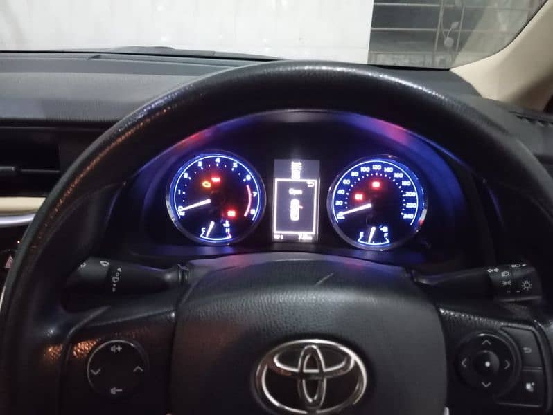 Toyota Corolla Altis 2019 3