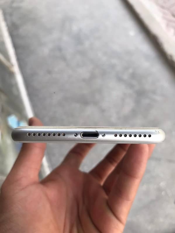 iphone 8plus PTA approved 10/10 condition 2