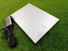 Slim Laptop NEC, Intel Core i5 8th Gen. Batter than HP & Dell,256GB SSD