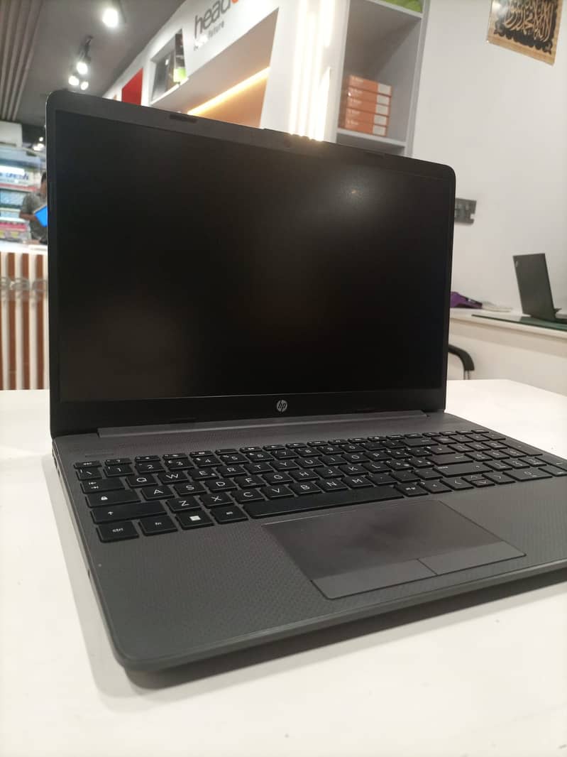 HP ZBook 15 G5  Core i7-8850H 8th Generation - Laptops 7