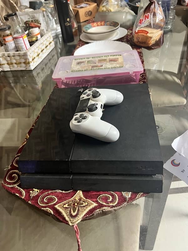 PS4 fat used  500gb for sale  Can add extra remote 0