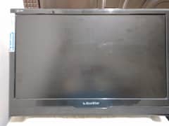 24 inch LCD for sale 0