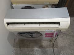 Haier 1 ton Split AC heat and cool