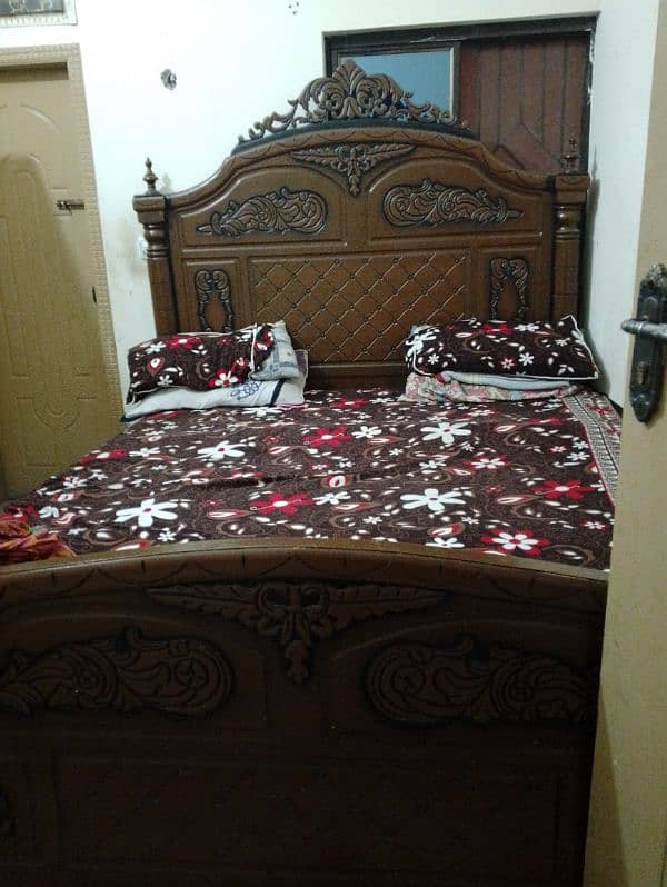 bed set for sale good condition 3