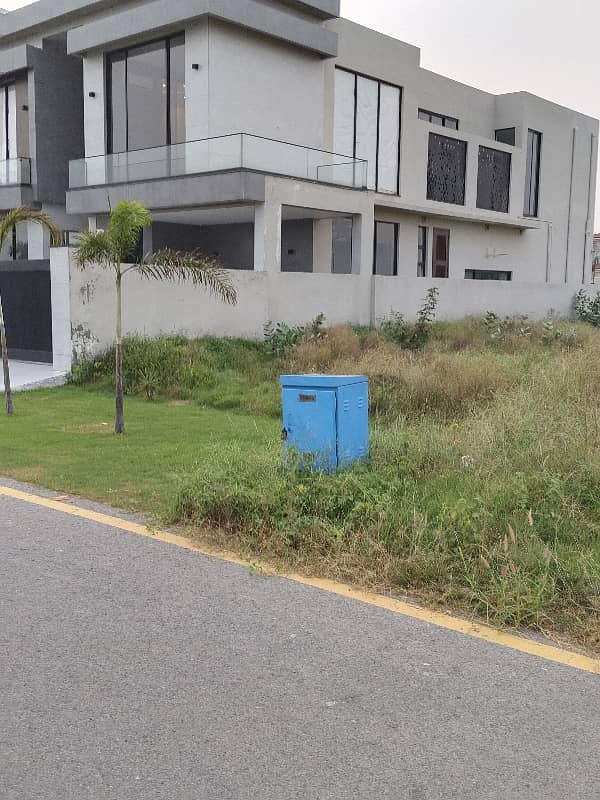 Urgent Sale Plot DHA Phase 8 0