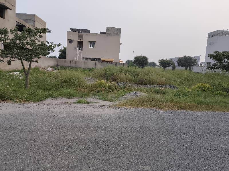 Urgent Sale Plot DHA Phase 8 7