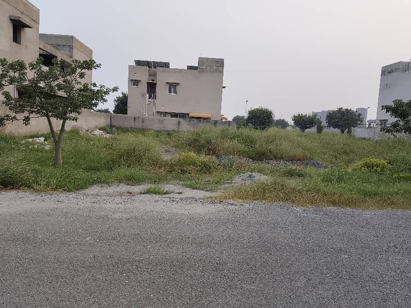 Urgent Sale Plot DHA Phase 8 8