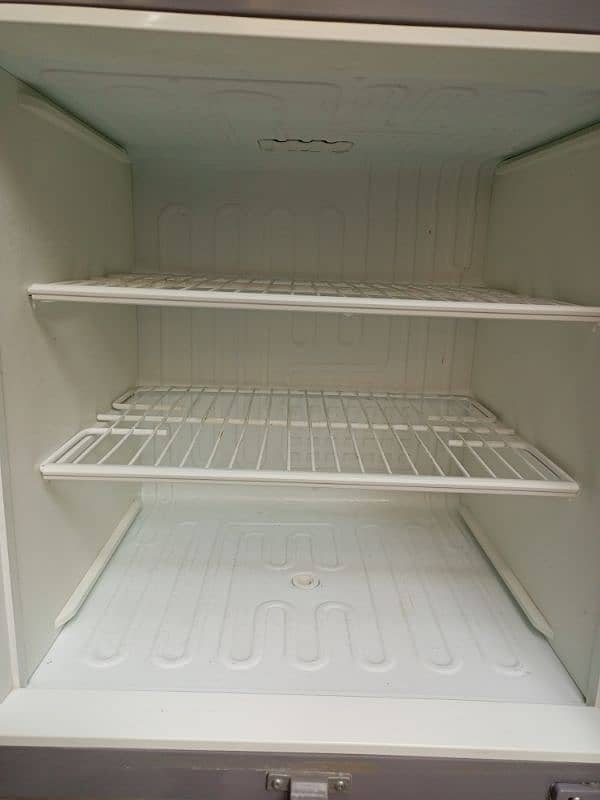 PEL large fridge 2