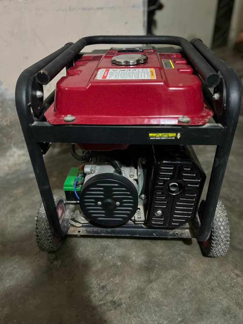 GENERATOR 2.8 KVA 4