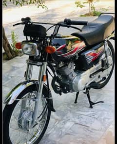 honda 125 black colar 0