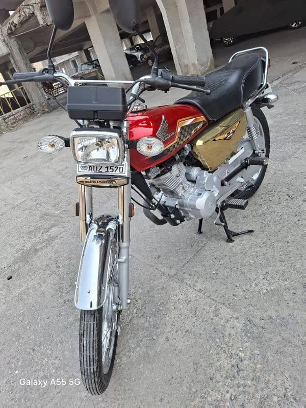 Honda Gold Addition 125cc 2024 Model 2