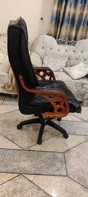 Office chair brand new 4