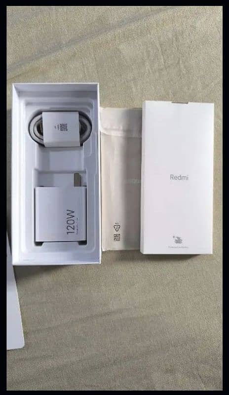 xiaomi Redmi note 13pro plus 2