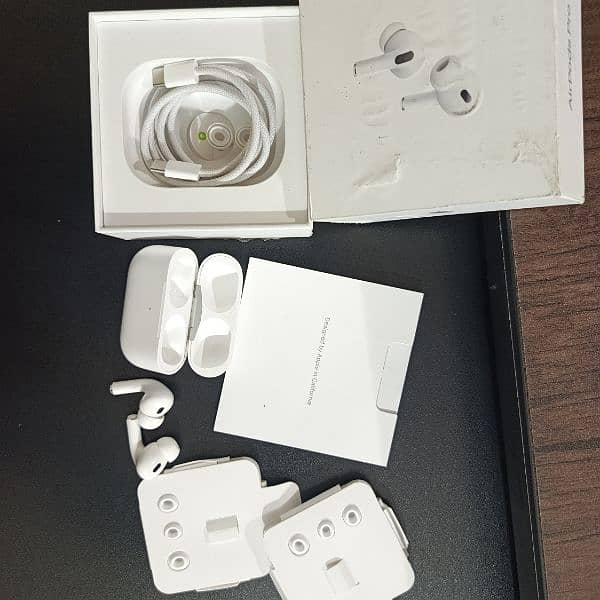 Airpods Pro 2nd Generation 9/10 condition 2