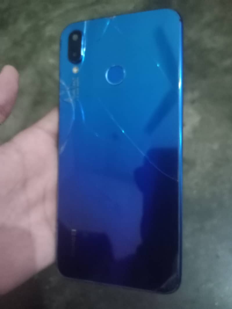 Huawei nova 3i 4/128 2