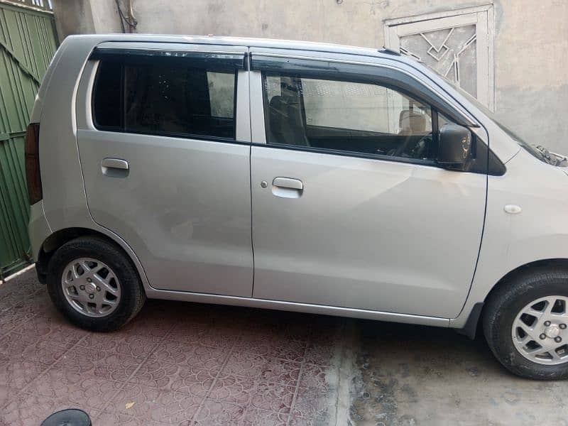 Suzuki Wagon R 2021 3