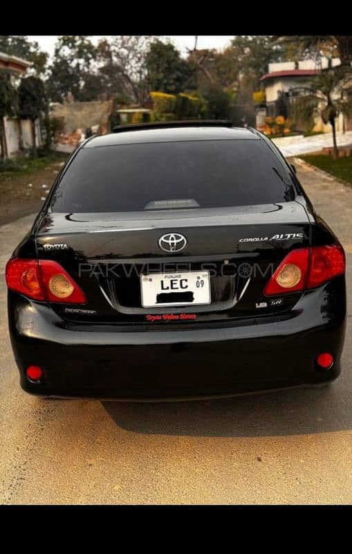 Toyota Corolla Altis 2009 3