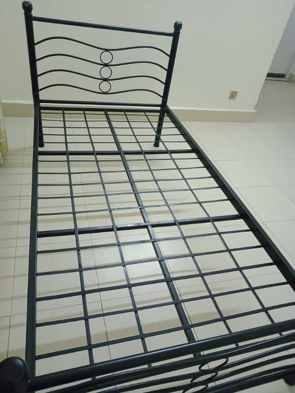 Quality wrought iron furniture 0