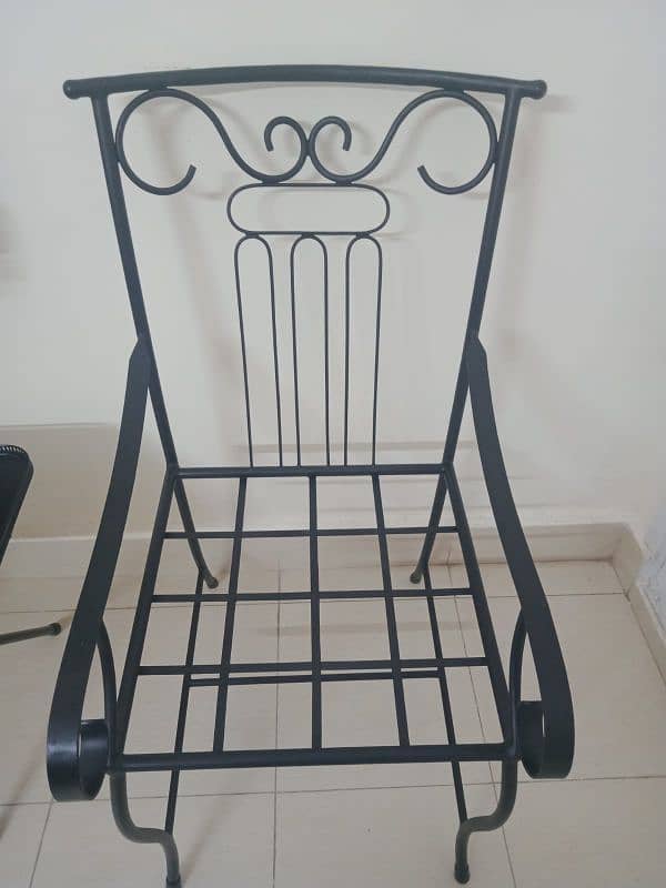 Quality wrought iron furniture 9