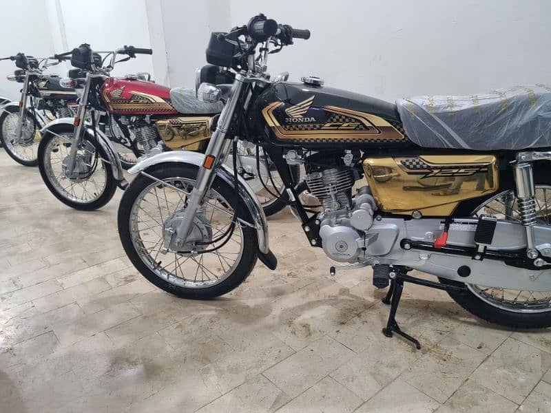 Honda CG-125 Gold Edition 2025 Zero Meter 10