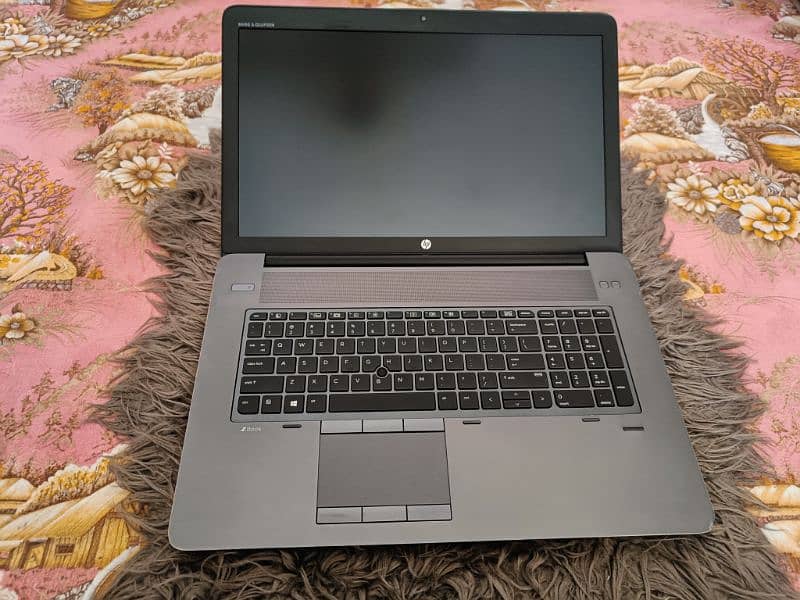 Hp Zbook g3 17 Workstation gaming or editing 6