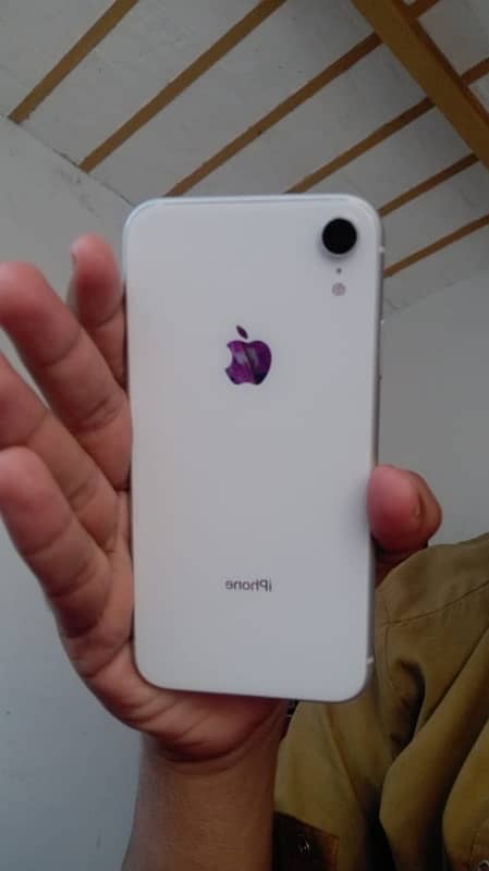 iPhone XR 64gb ha 0