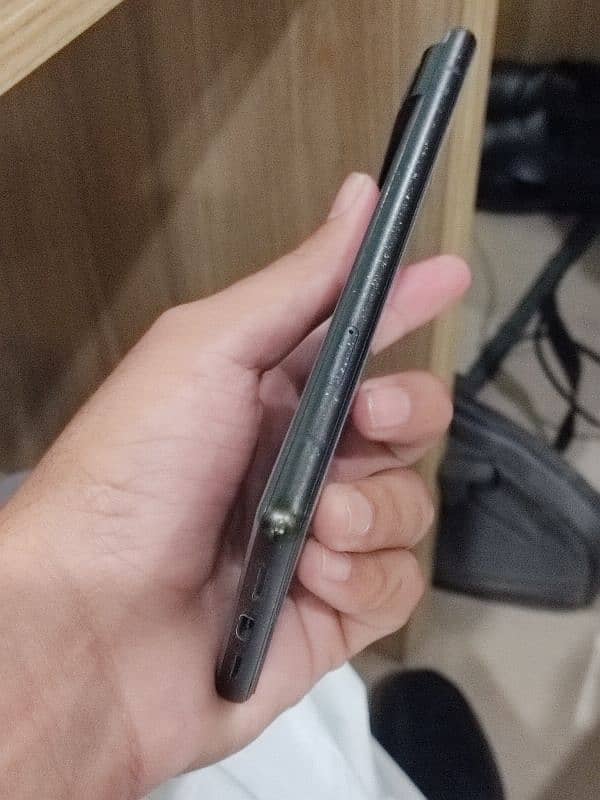 Pixel 6.8/128. 1