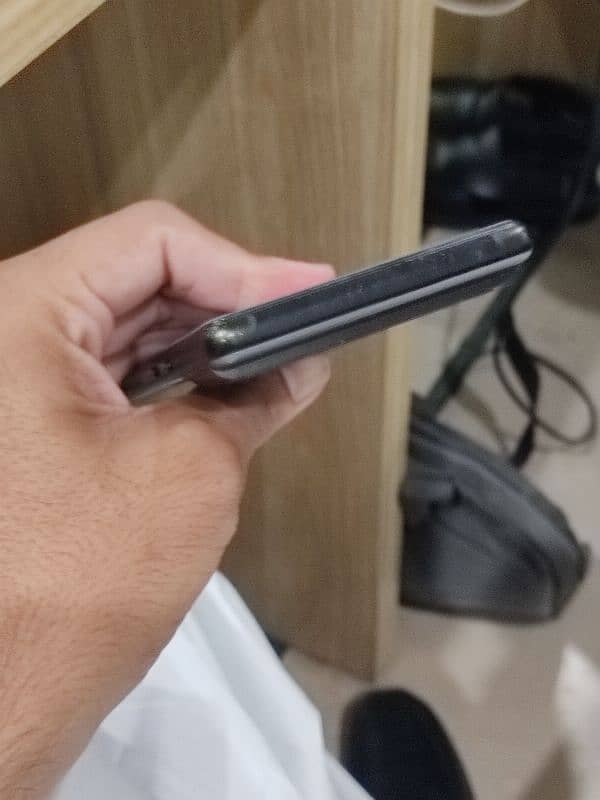 Pixel 6.8/128. 4