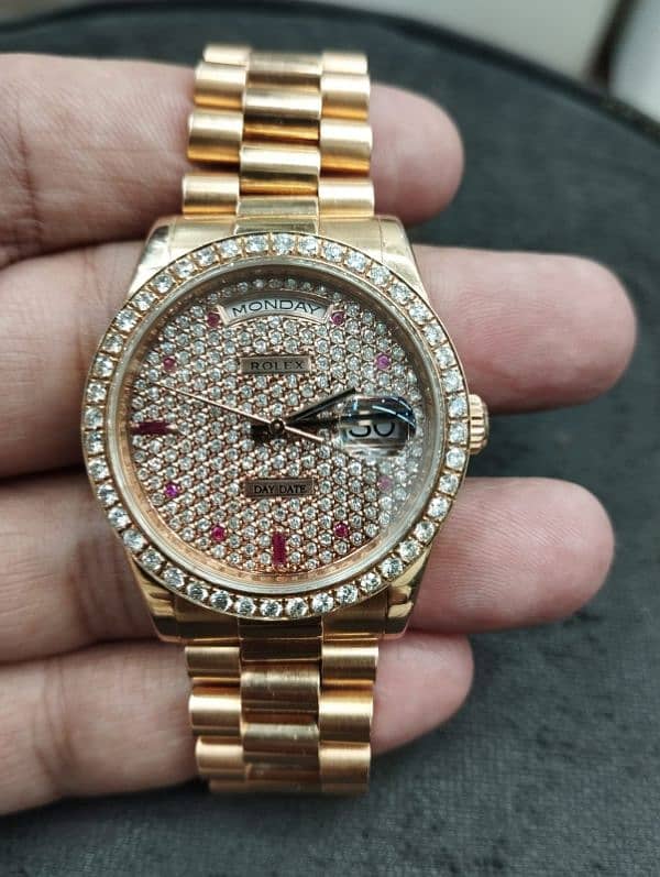 we deals used gold diamond watches buyer Rolex Rado Omega Cartier tag 17