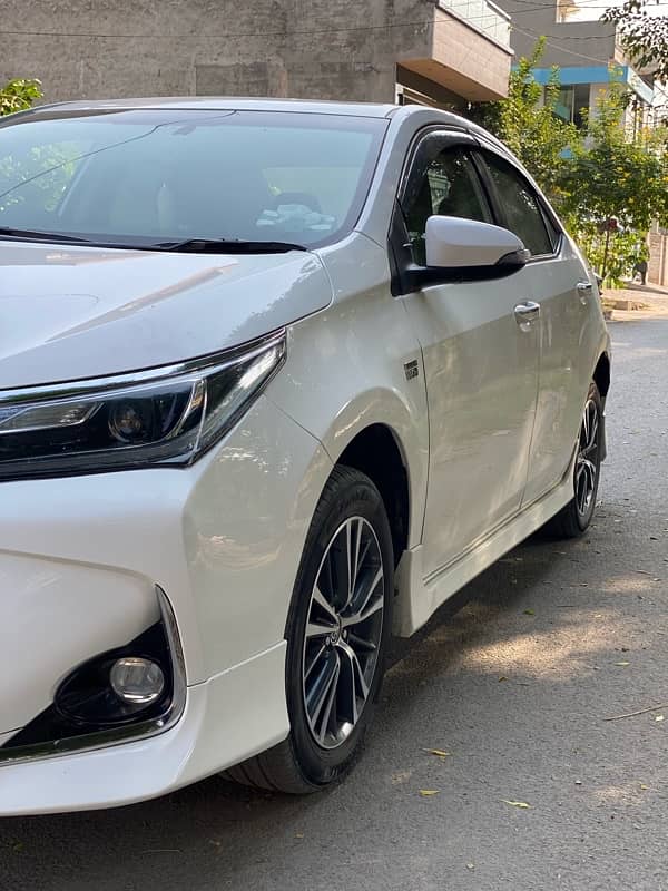 Toyota Altis Grande 2022 5