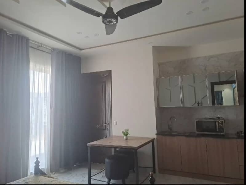 1 Kanal Upper Portion Fully Furnished In DHA Phase 6 Available For Rent 6