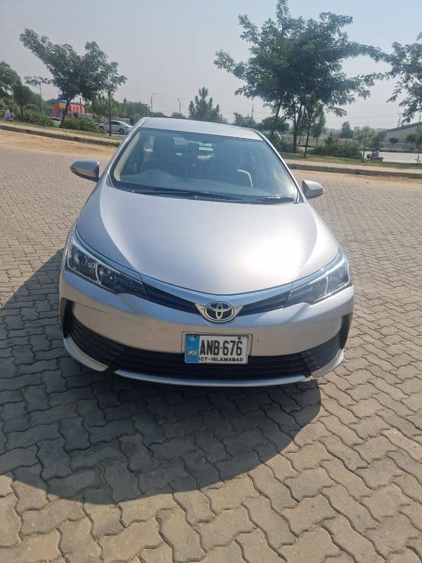 Toyota Corolla Altis 1.6 2019 model 3